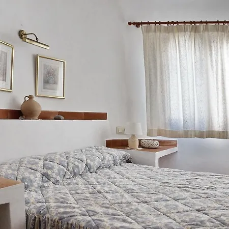 Adosado La Racona, Rotas De *